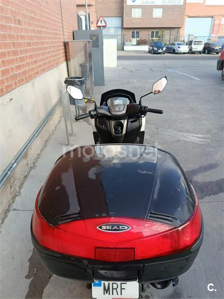 Yamaha NMAX – Vista 4