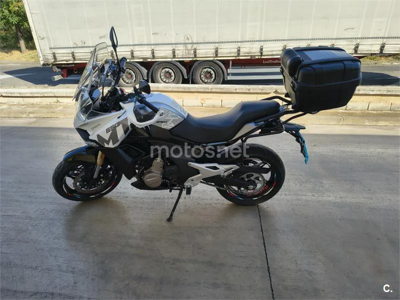 CFMOTO 650MT – Vista 5