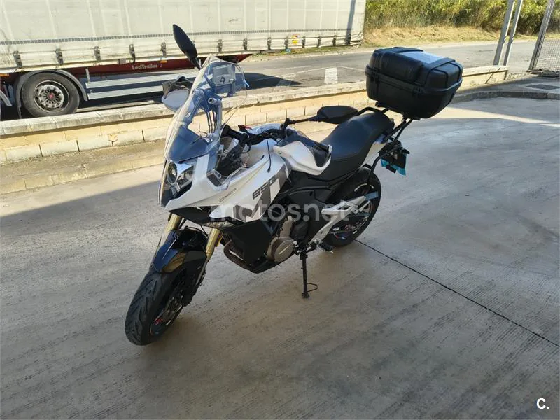 CFMOTO 650MT – Vista 6