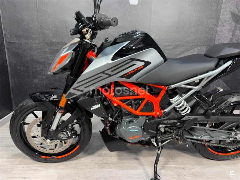 KTM 125 – Vista 11