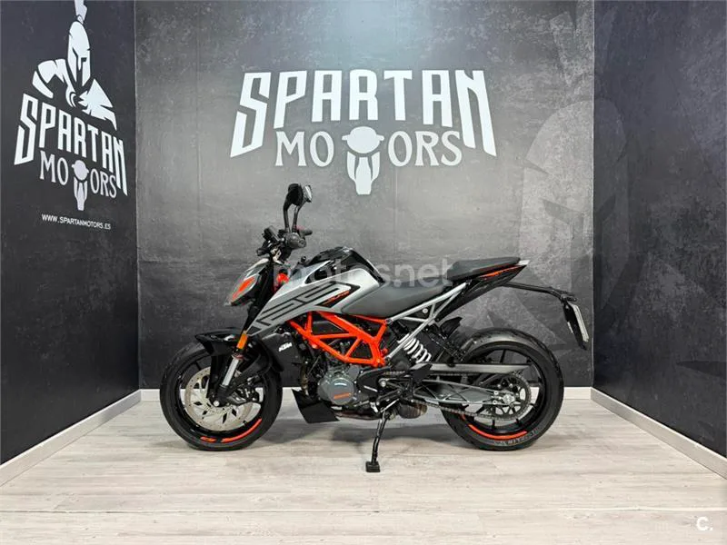 KTM 125 – Vista 4