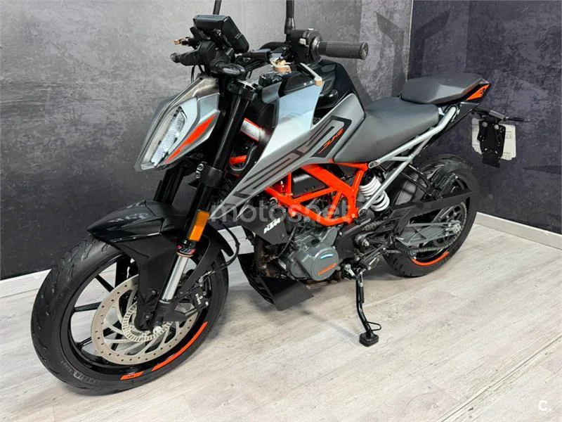 KTM 125 – Vista 7