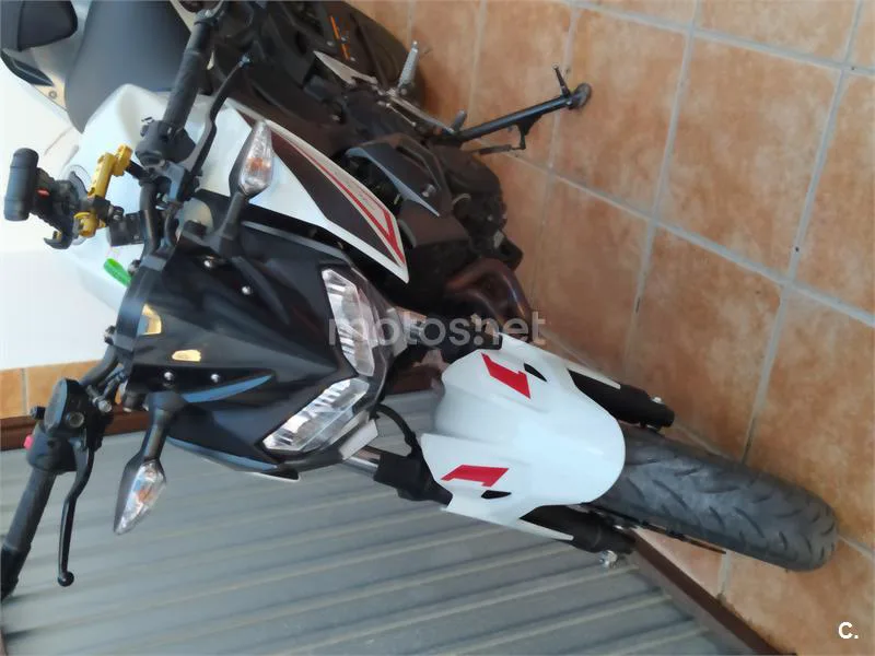 Kawasaki Z400 – Vista 2