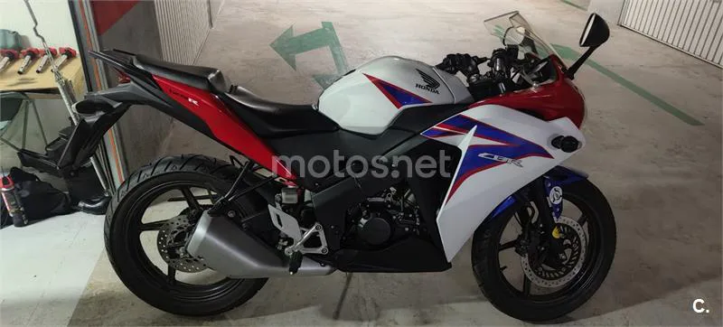 Honda CBR125R 2200 € 2011 Bizkaia - 2