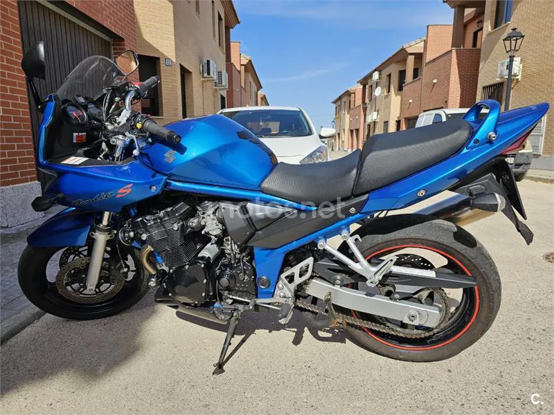 Suzuki Bandit 650 S – Vista 2