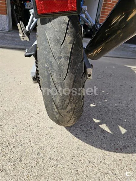 Suzuki Bandit 650 S – Vista 7