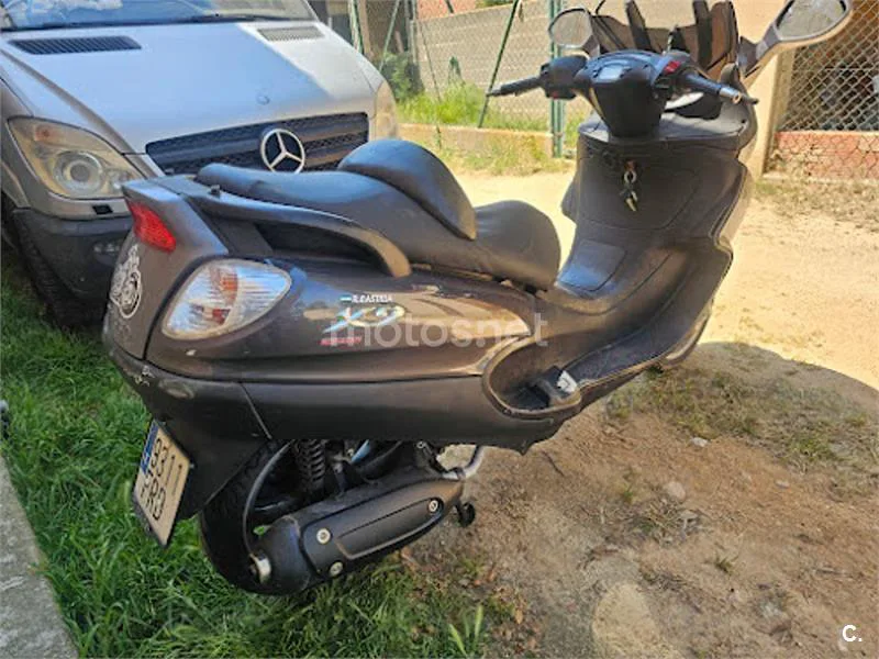 Piaggio X9 125 – Vista 3