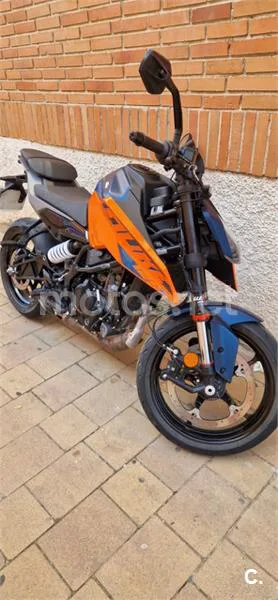 KTM 125 – Vista 2
