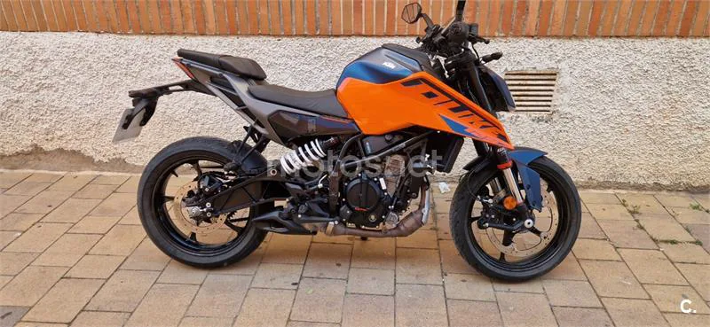 KTM 125 – Vista 10