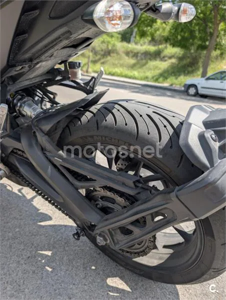Yamaha MT-09 – Vista 8
