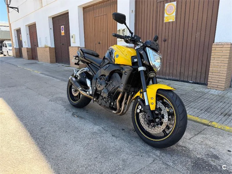 Yamaha FZ1 – Vista 2