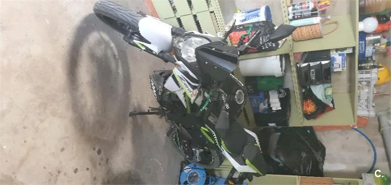 Kawasaki Z125 - Vista 4