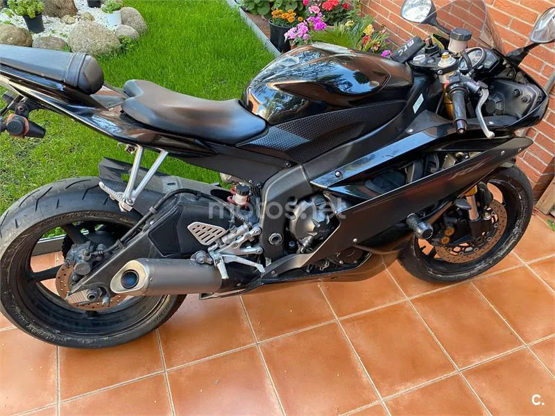 Yamaha YZF-R6 - Vista 4