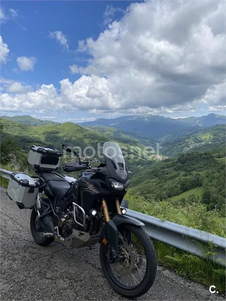 Honda CRF 1000L Africa Twin – Vista 3