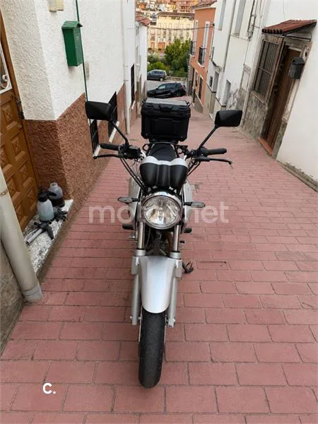 Honda CBF 250 – Vista 3
