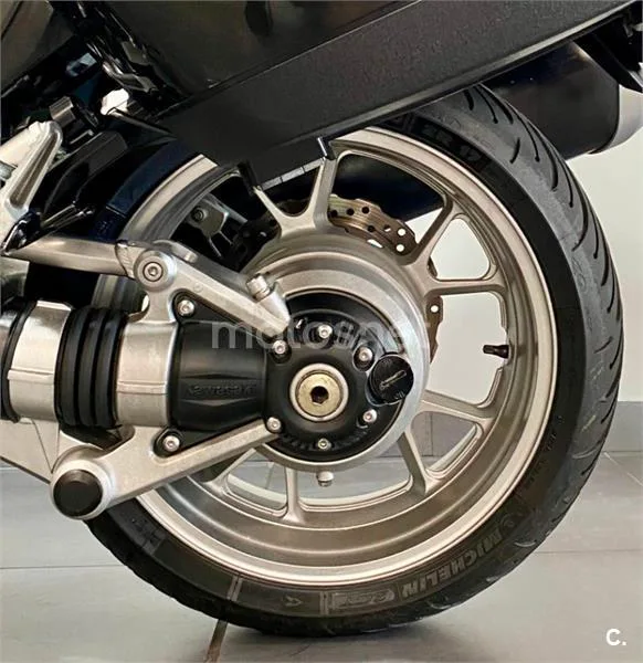 Kawasaki ZZR 1400 – Vista 7