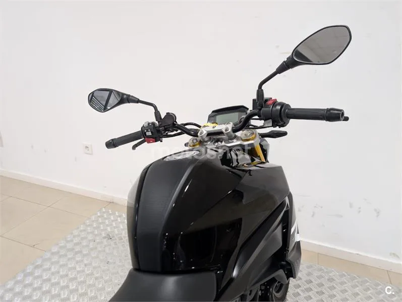 BMW G 310 R – Vista 14