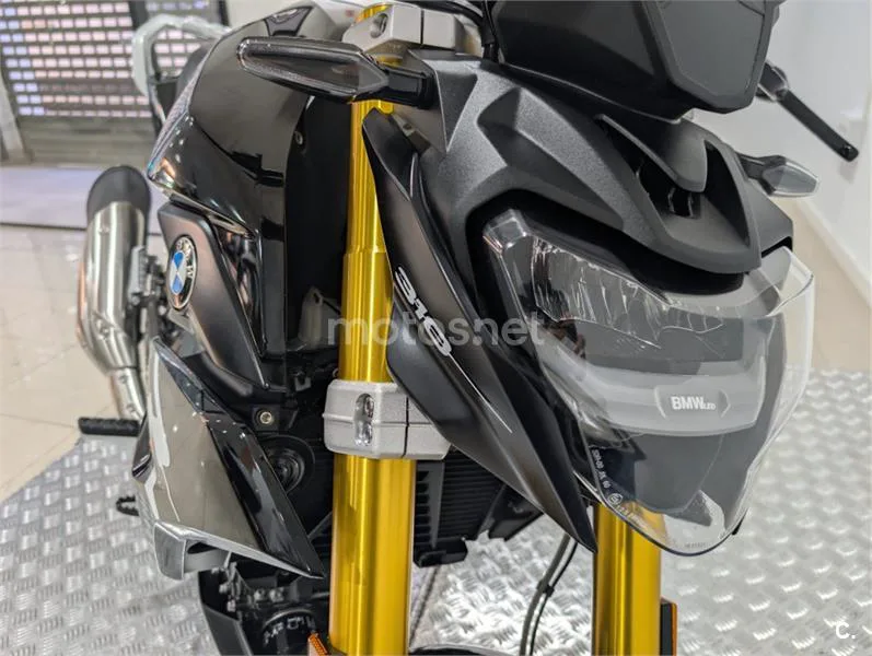BMW G 310 R – Vista 15
