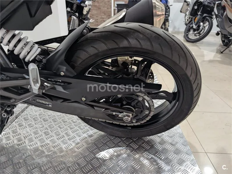 BMW G 310 R – Vista 25