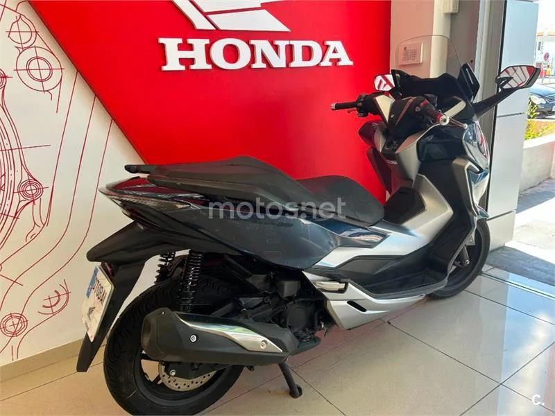 Honda Forza – Vista 7