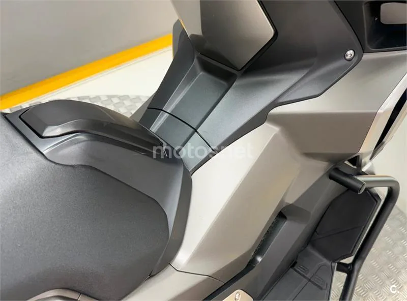 Honda X-ADV – Vista 7