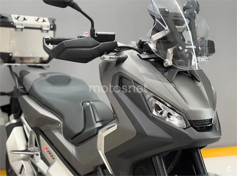 Honda X-ADV – Vista 8