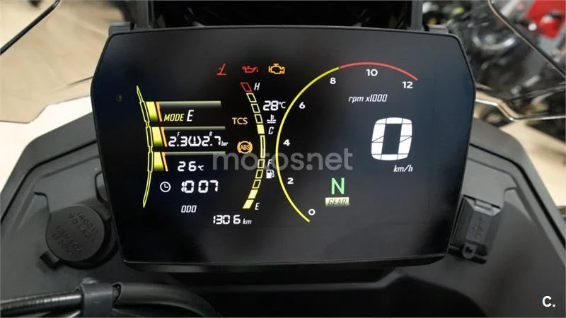 Voge 625 DSX – Vista 8