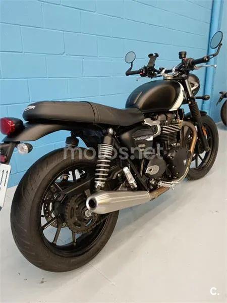 Triumph Speed Twin 900 – Vista 11