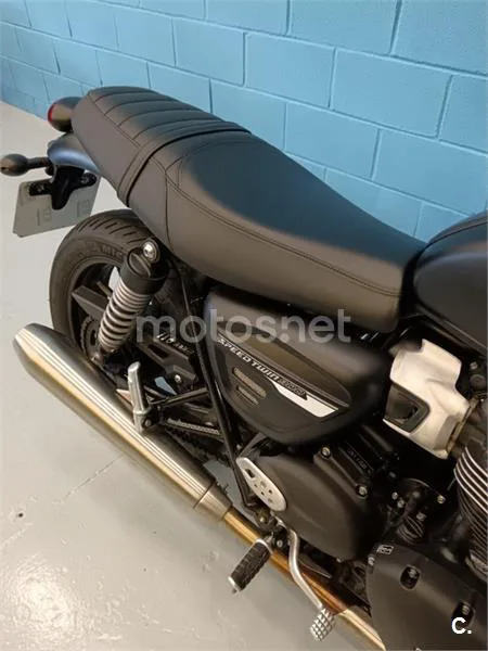 Triumph Speed Twin 900 – Vista 13