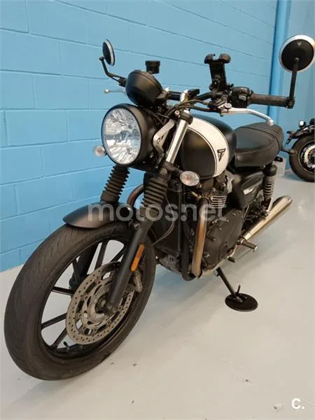 Triumph Speed Twin 900 – Vista 16