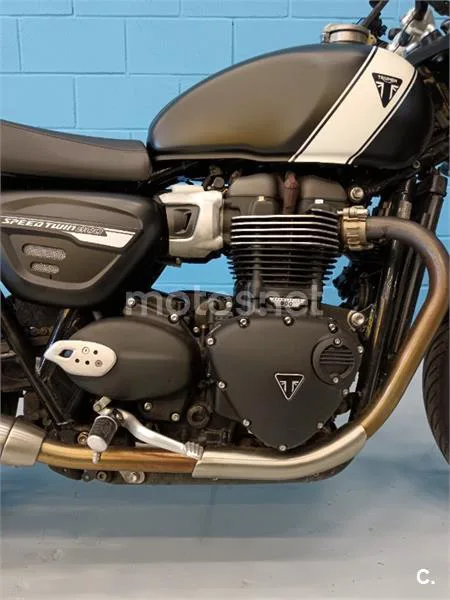 Triumph Speed Twin 900 – Vista 3