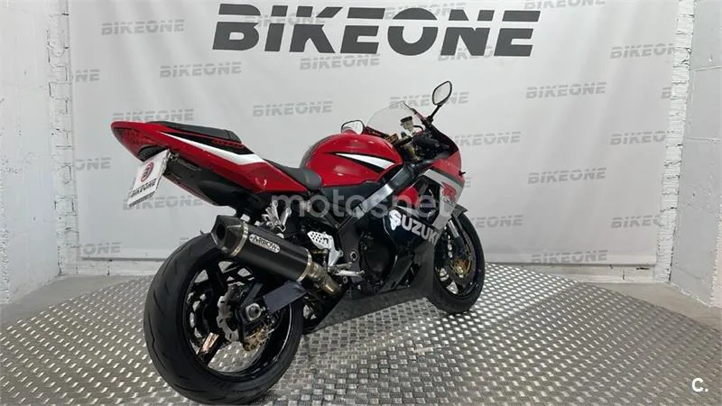 Suzuki GSX-R600 – Vista 11