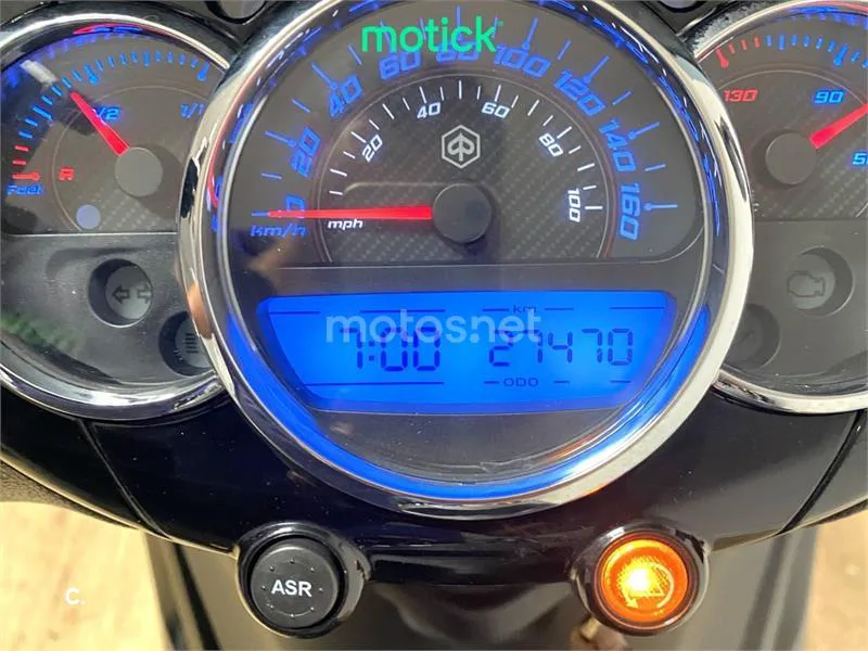 Piaggio Beverly – Vista 4