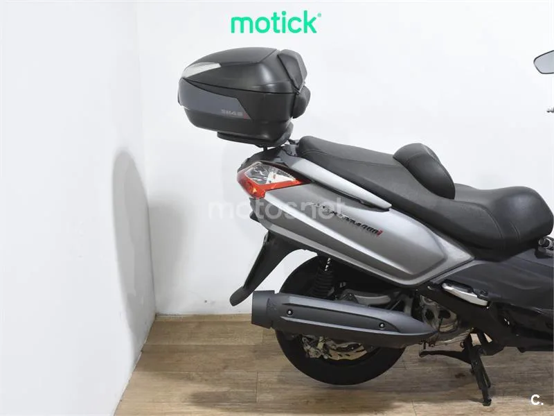 SYM Maxsym 400 – Vista 3