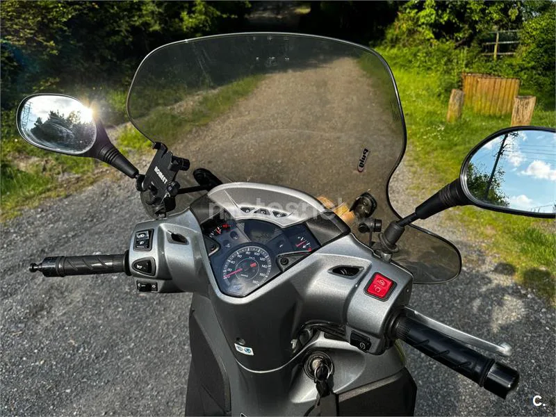 Honda SH 300i – Vista 2