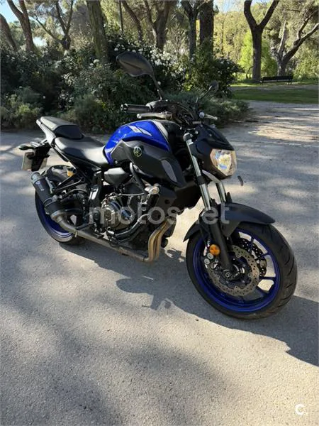 Yamaha MT-07 – Vista 3