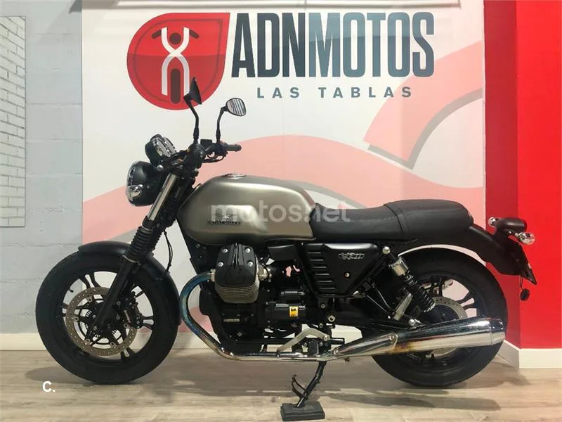 Moto Guzzi V7 II – Vista 4