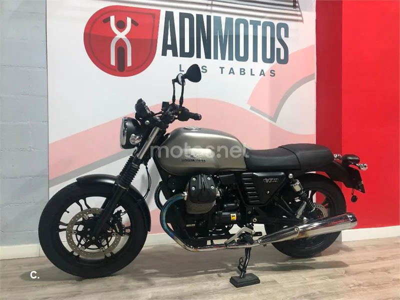 Moto Guzzi V7 II – Vista 5