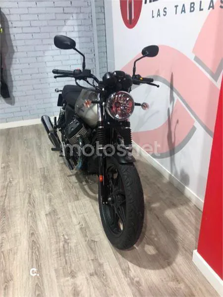 Moto Guzzi V7 II – Vista 10
