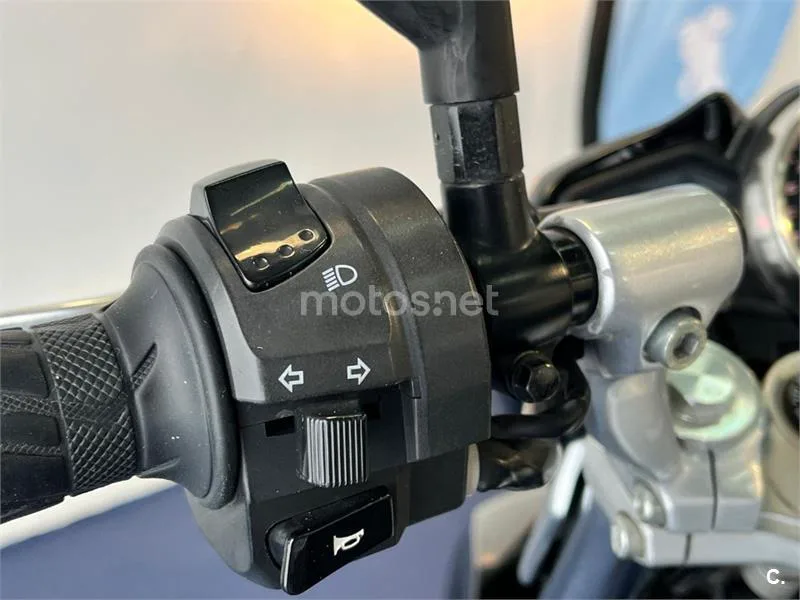 Suzuki Inazuma 250 – Vista 46