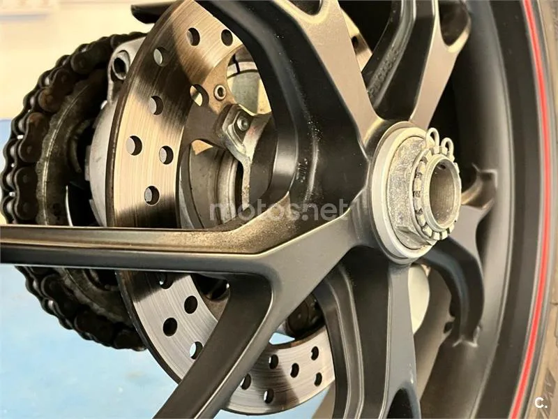Ducati 848 Superbike – Vista 15