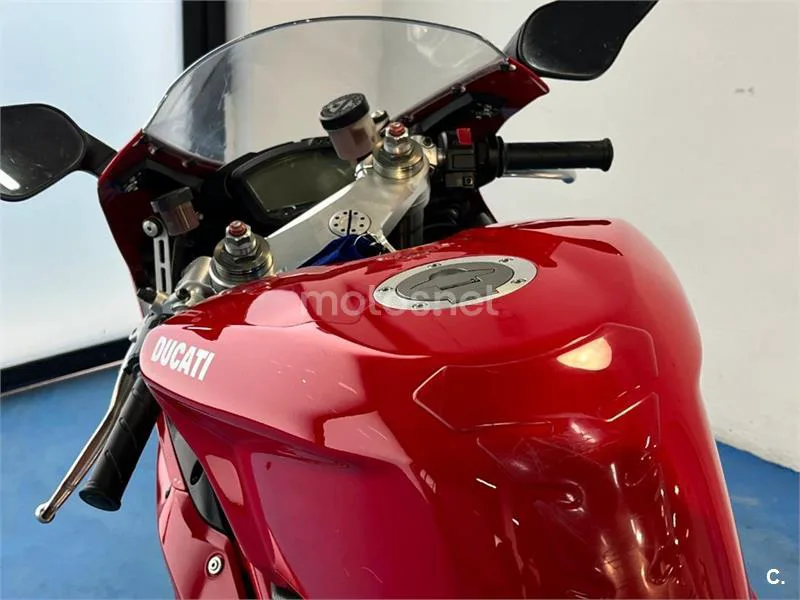 Ducati 848 Superbike – Vista 44