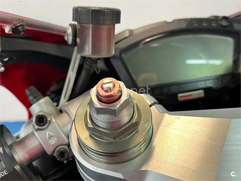 Ducati 848 Superbike – Vista 46