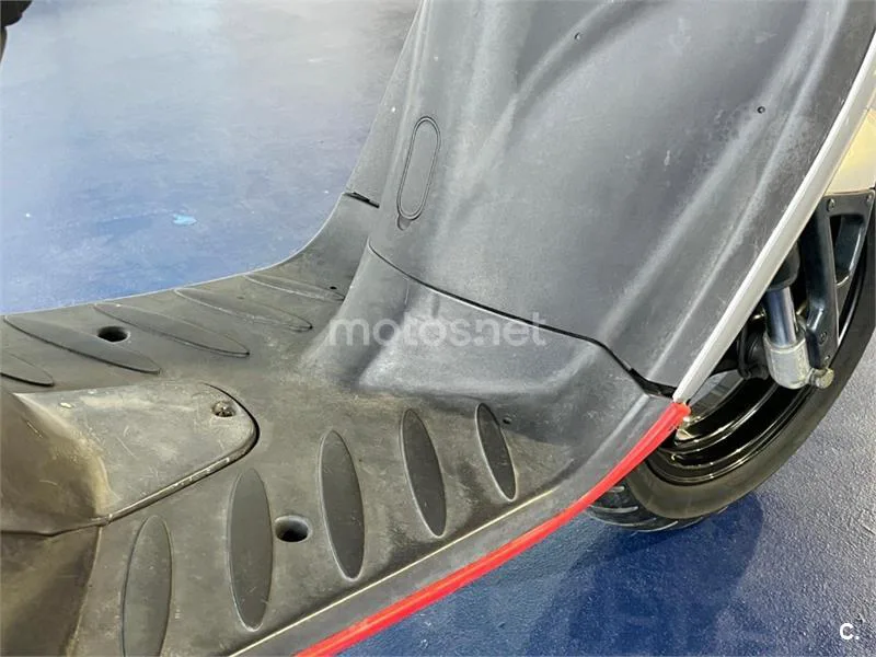 Peugeot VIVACITY 50 SPORT LINEA – Vista 13