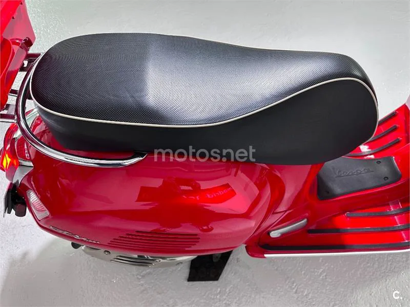 Vespa GTS 300 – Vista 15
