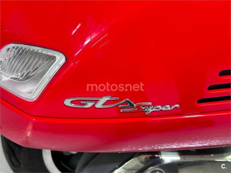 Vespa GTS 300 – Vista 34