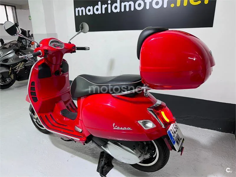 Vespa GTS 300 – Vista 6
