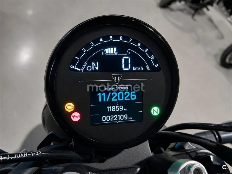 Triumph Trident 660 – Vista 6