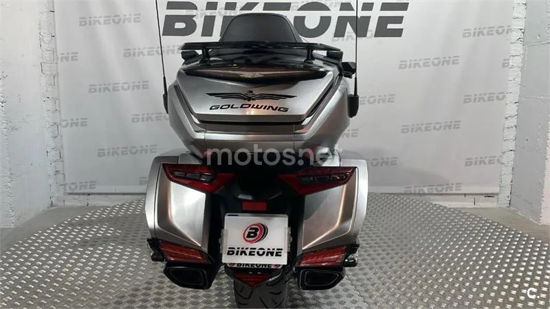 Honda GL 1800 Gold Wing – Vista 6