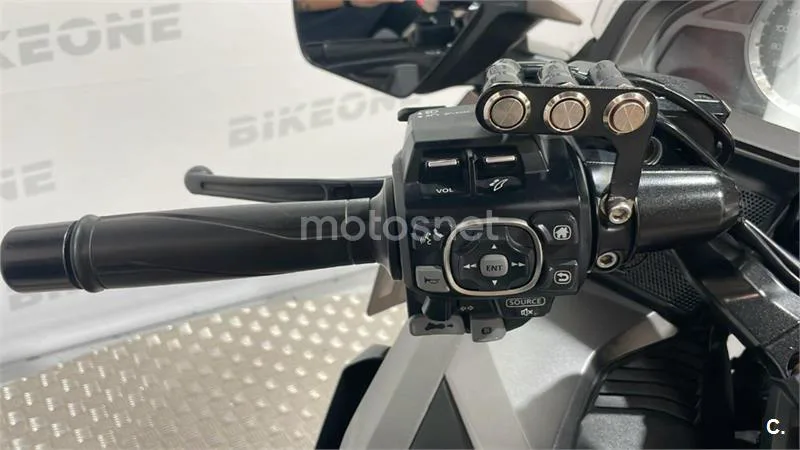 Honda GL 1800 Gold Wing – Vista 10